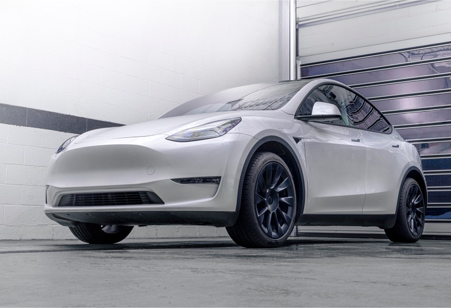 supreme-defense-gloss