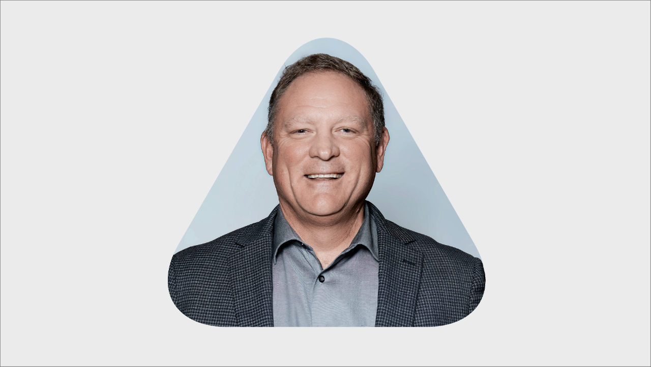 AIM recognizes Bill Toney with prestigious digital identification industry award