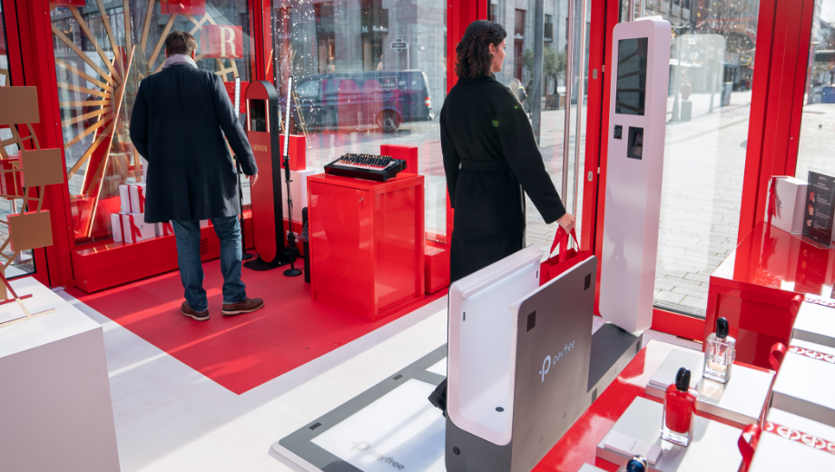 L’Oreal pop-up shop: payfree and Avery Dennison advance self-checkout technology